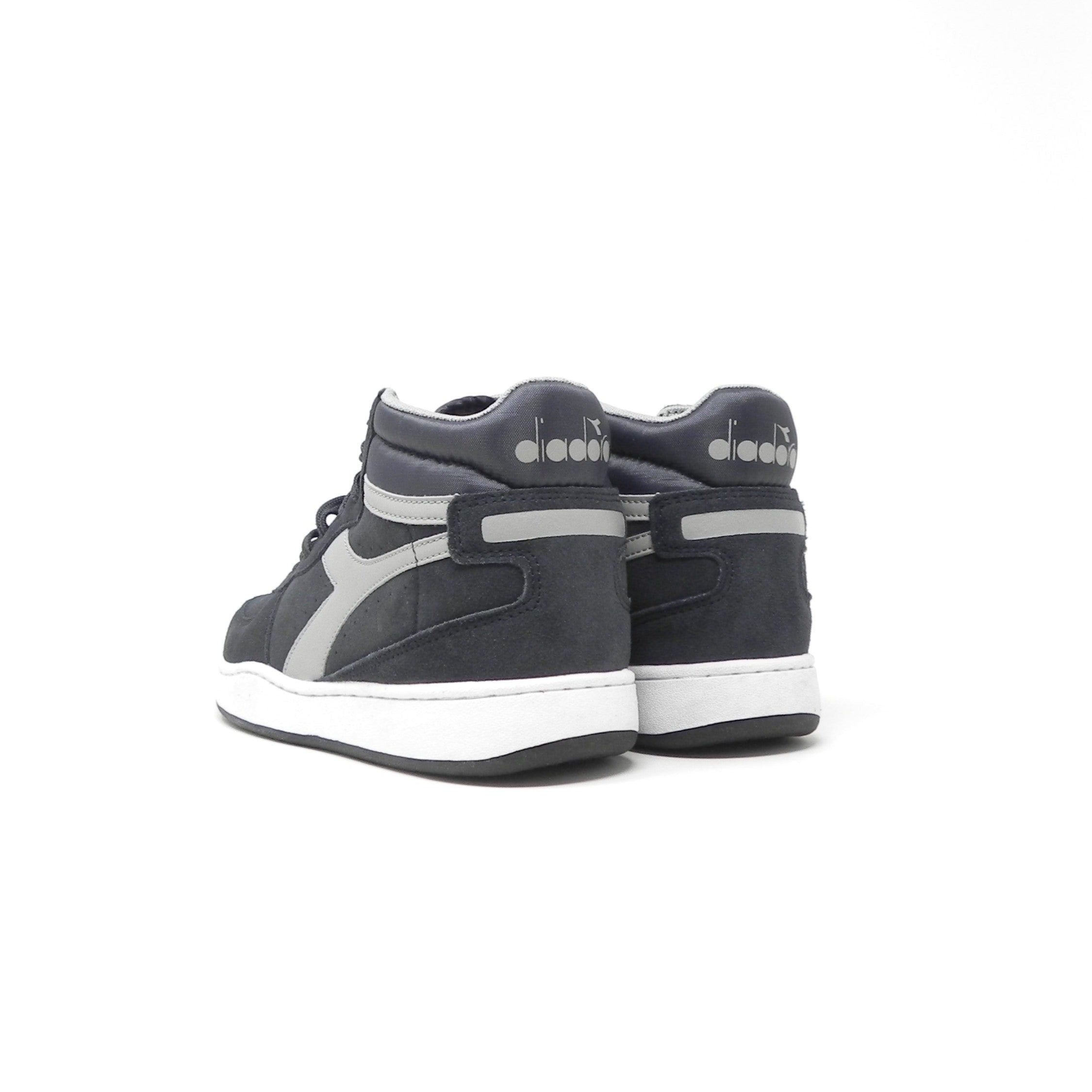 DIADORA - Ginniche