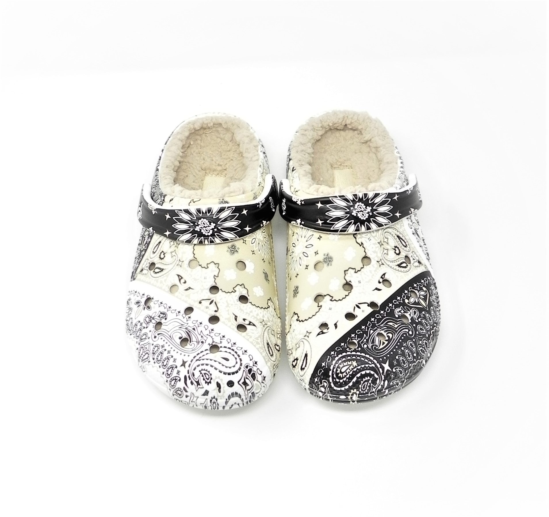 CROCS - Classic Lined Bandana Clog con pelo